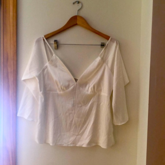 Wayf Tops - White silk shirt